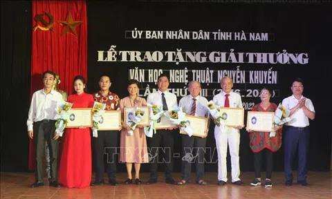 Hà Nam: Trao Giải thưởng Văn học nghệ thuật Nguyễn Khuyến lần thứ VIII