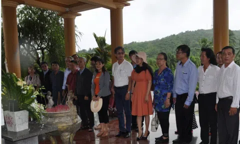 Kiên Giang: Văn nghệ sĩ đi thực tế sáng tác tại huyện Hòn Đất
