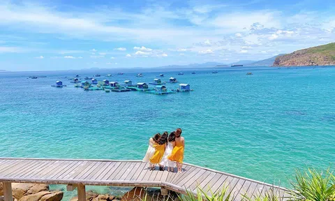 Hòn Khô, Quy Nhơn, Bình Định: Vị trí đặc biệt vô cùng thuận lợi cho sự phát triển du lịch