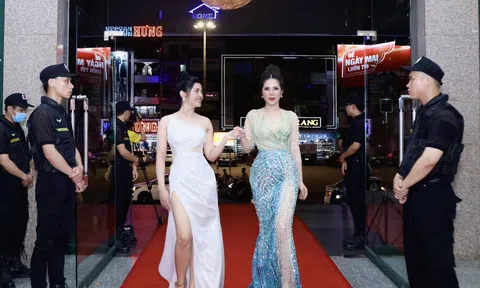 Người đẹp dạ hội Nguyễn Thị Thanh Huyền quyến rũ tại chung kết Hoa hậu Doanh nhân Việt Nam 2022