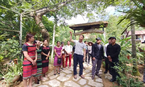 Tập huấn chuyên sâu về marketing du lịch sinh thái cho cộng đồng dân tộc thiểu số 3 tỉnh miền Trung