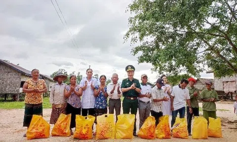 60 năm quan hệ Việt Nam - Lào: Nhân rộng mô hình kết nghĩa bản - bản ở biên giới Quảng Trị