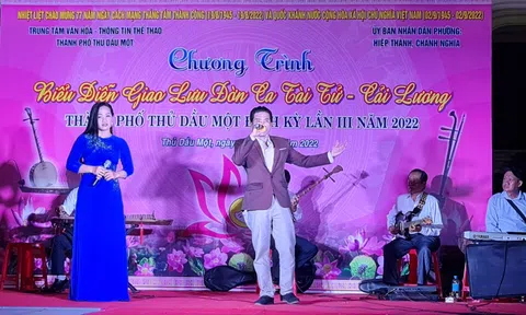 Ngọt ngào và sâu lắng chương trình giao lưu nghệ thuật đờn ca tài tử - cải lương TP.Thủ Dầu Một lần III