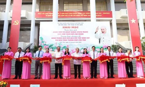 Cần Thơ: Triển lãm ảnh “Cuộc đời và hoạt động cách mạng của Chủ tịch Hồ Chí Minh”