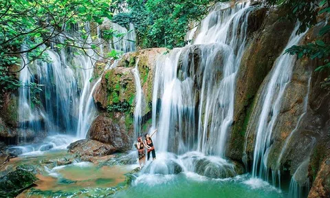 4 thác nước "đẹp như tranh vẽ" của Việt Nam xuất hiện trên tem bưu chính