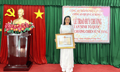 TS. Hoa hậu Doanh nhân Việt Nam Toàn cầu Võ Thị Ngọc Giàu vinh dự được Chủ tịch nước tặng Huy chương chiến sĩ vẻ vang hạng ba