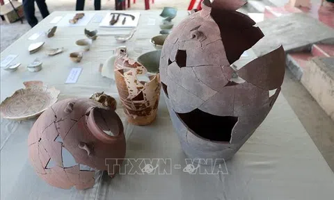 Bà Rịa - Vũng Tàu bảo vệ khẩn cấp di chỉ khảo cổ Vòng Thành Đá trắng