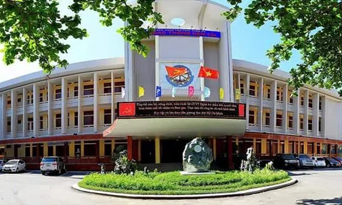 Ban quản lý Bảo trì đường bộ Nghệ An: Chúc mừng ngày thành lập ngành GTVT (28/08/1945 - 28/08/2022)