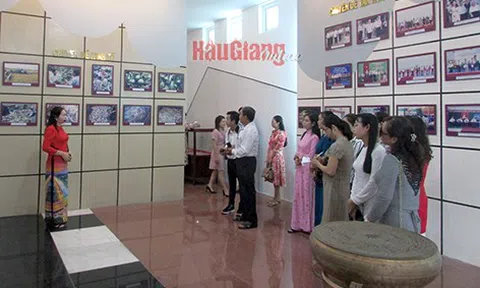 Bảo tàng tỉnh Hậu Giang gắn kết bảo tồn, phát huy di sản văn hóa