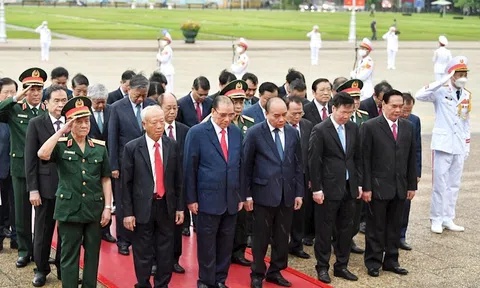 Lãnh đạo Đảng, Nhà nước vào Lăng viếng Chủ tịch Hồ Chí Minh