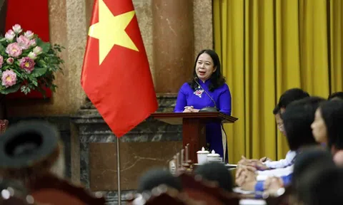 Phó Chủ tịch nước Võ Thị Ánh Xuân gặp mặt trẻ mồ côi, khuyết tật, có hoàn cảnh khó khăn dịp Tết Trung thu 2022