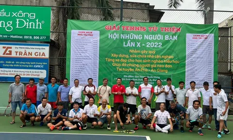 Bác sĩ Huỳnh Văn Cường, chuyên gia Khoa phẫu thuật tim (Bệnh viện 115 thành phố Hồ Chí Minh) hết lòng vì mọi người