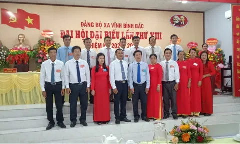 Đảng bộ xã Vĩnh Bình Bắc (Vĩnh Thuận - Kiên Giang) xây dựng Đảng bộ trong sạch, vững mạnh