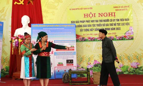 Phổ biến pháp luật gắn chặt với bảo tồn, phát huy bản sắc văn hóa dân tộc, bài trừ hủ tục lạc hậu