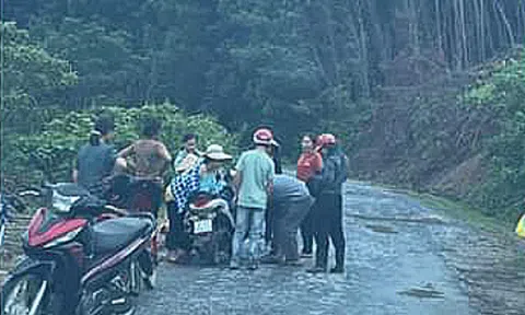 Nghệ An: Một lãnh đạo xã “làm bác sĩ” cho thai phụ khi chuyển dạ