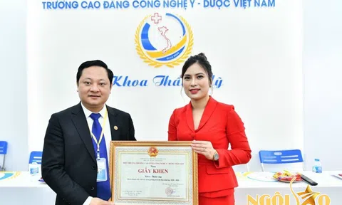 Grand Master Nguyễn Bình ra mắt bản quyền tác giả “Bài giảng ứng dụng hoạt chất mỹ phẩm trong chăm sóc da thẩm mỹ”