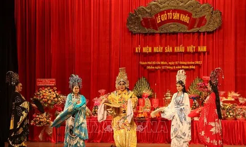 Sân khấu TP Hồ Chí Minh: Đổi mới phương cách hoạt động để tồn tại