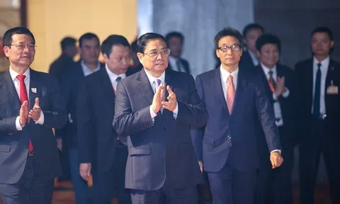 Ngày Chuyển đổi số Quốc gia 10/10/2022 với chủ đề "Chuyển đổi số giải quyết các vấn đề của xã hội vì một cuộc sống tốt đẹp hơn cho người dân"