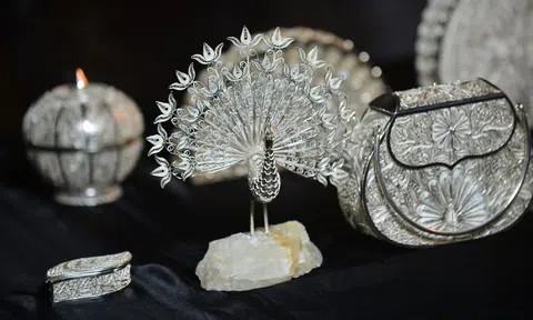 Để thủ công mỹ nghệ trở thành “mũi nhọn” ngành công nghiệp văn hóa: Phải có những bước đi kiên quyết để tạo đột phá