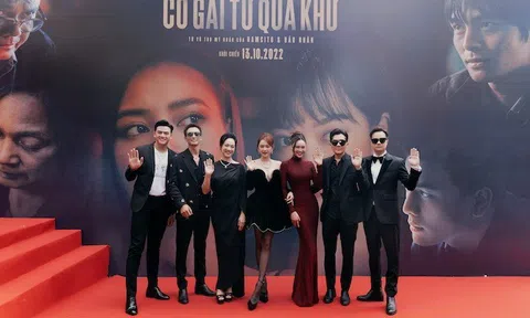 Lan Ngọc khóc nức nở sau khi xem phim “Cô gái đến từ quá khứ”: Tôi cảm thấy hạnh phúc cho những nỗ lực, cố gắng của chính mình