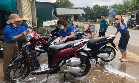 Chi đoàn Mầm non Châu Tiến (Quỳ Châu, Nghệ An): Rửa xe gây Quỹ giúp đỡ trẻ có hoàn cảnh khó khăn