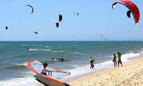 Để du lịch Phan Thiết trở thành khu du lịch trọng điểm của quốc gia với các loại hình du lịch nghỉ dưỡng, tham quan...