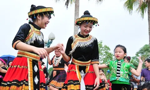 Tổ chức khôi phục, bảo tồn và phát triển bản sắc văn hóa truyền thống của dân tộc thiểu số rất ít người, năm 2022