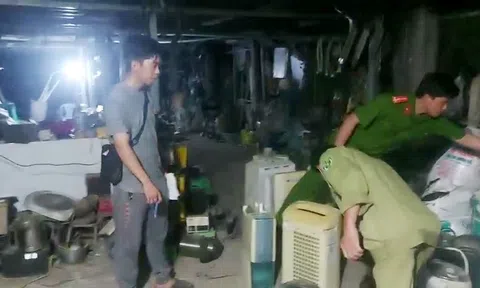 An Giang: Kiểm tra cơ sở thu mua phế liệu, phát hiện nhiều hàng hoá nghi vấn nhập lậu