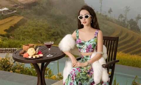 Trang Nhung Bùi - cô gái có gu thời trang cực "chất", đi du lịch mang cả chục bộ đồ