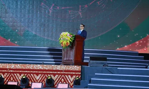 Khai mạc Festival "Ninh Bình năm 2022- Tràng An kết nối di sản": Di sản hội tụ, kết nối và lan tỏa