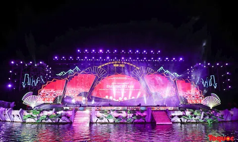 Hàng trăm nghệ sĩ tham gia tổng duyệt chương trình khai mạc Tuần Đại đoàn kết các dân tộc - Di sản văn hóa Việt Nam