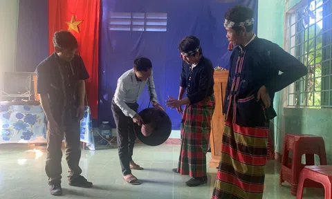 Quảng Trị: Bảo tồn giá trị văn hóa cồng chiêng của đồng bào dân tộc Vân Kiều, Pa Cô