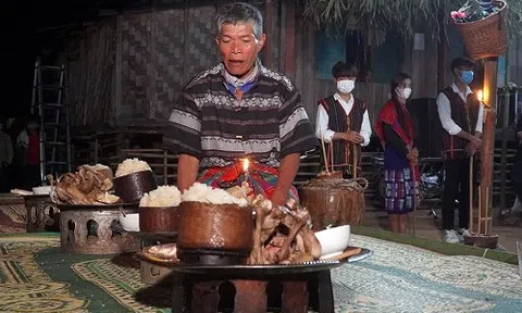 Bảo tồn và phát huy Di sản Lễ hội truyền thống Đập trống của người Ma coong, tỉnh Quảng Bình