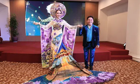 Người mẫu Thanh Loan trình diễn trang phục đấu giá tại Hoa hậu Doanh nhân Châu Á Việt Nam 2022