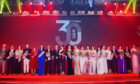 Founder&CEO Hệ thống Minh Minh Mom Care Spa Lê Thị Hồng Thắm lọt Top 10 Thương hiệu Bàn tay vàng uy tín Việt Nam