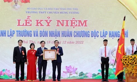 Trường THPT Chuyên Hùng Vương (Phú Thọ) kỷ niệm 40 năm thành lập và phát triển