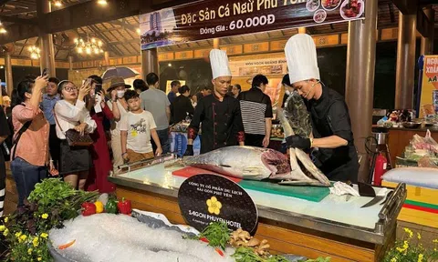 "Lễ hội Văn hóa Ẩm thực, Món ngon Saigontourist Group 2022" được trao giải “Lễ hội ẩm thực đặc sắc nhất châu Á 2022”