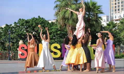 Dân tình tấp nập rủ nhau đến Nam Phú Quốc du xuân và ngắm pháo hoa xuyên Tết