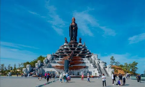 Tây Ninh: Núi Bà Đen đón hơn 1 triệu lượt du khách dịp Tết Quý Mão 2023