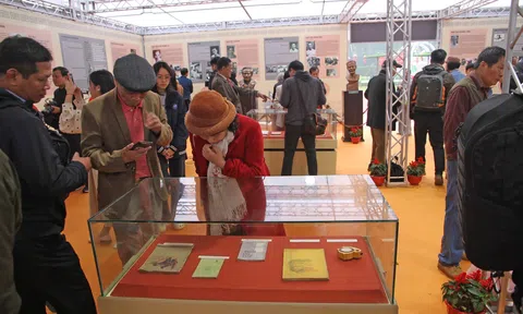 Hấp dẫn Ngày thơ Việt Nam 2023 tại Hà Nội và TP Hồ Chí Minh