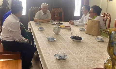 Các điển hình nhà nông trẻ được Nguyên Chủ tịch Nước CHXHCN Việt Nam Nguyễn Minh Triết "truyền lửa"