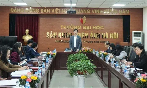 Nghệ sĩ ưu tú, nghệ sĩ nhân dân được tính tương đương học vị thạc sĩ, tiến sĩ?