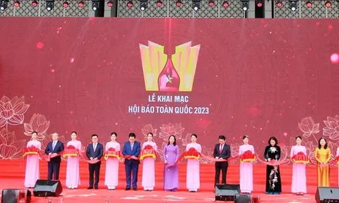 Hội Báo toàn quốc năm 2023 với chủ đề “Đoàn kết - Chuyên nghiệp - Văn hóa - Sáng tạo” khai mạc tại Bảo tàng Hà Nội