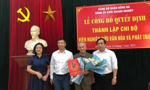 Lễ công bố Quyết định thành lập Chi bộ Viện nghiên cứu Văn hóa và Phát triển