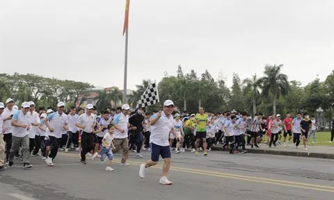 Quảng Ngãi: Gần 1.300 người tham gia Ngày chạy Olympic vì sức khỏe toàn dân