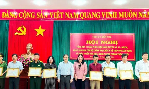 Bến Tre tiếp tục xây dựng và phát triển văn học, nghệ thuật trong thời kỳ mới