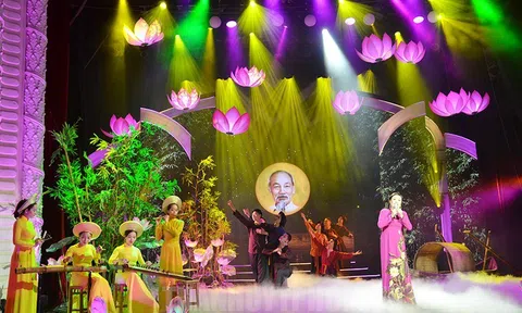Phát động Cuộc thi sáng tác ảnh thời sự - nghệ thuật “Xây dựng Không gian văn hóa Hồ Chí Minh tại TPHCM”