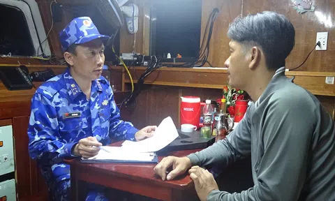 Bộ Tư lệnh Vùng Cảnh sát biển 4 bắt giữ tàu vận chuyển khoảng 480.000 lít dầu do trái phép