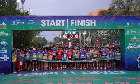Giải chạy marathon lớn hàng đầu Nam bộ chính thức diễn ra tại Tây Ninh với sự tham dự của 7.000 vận động viên