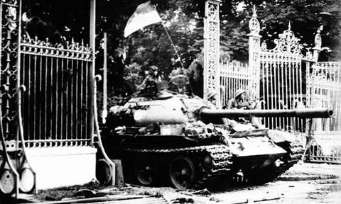 Sài Gòn - Gia Định góp phần tạo và nắm thời cơ chiến lược trong đại thắng Mùa Xuân 1975